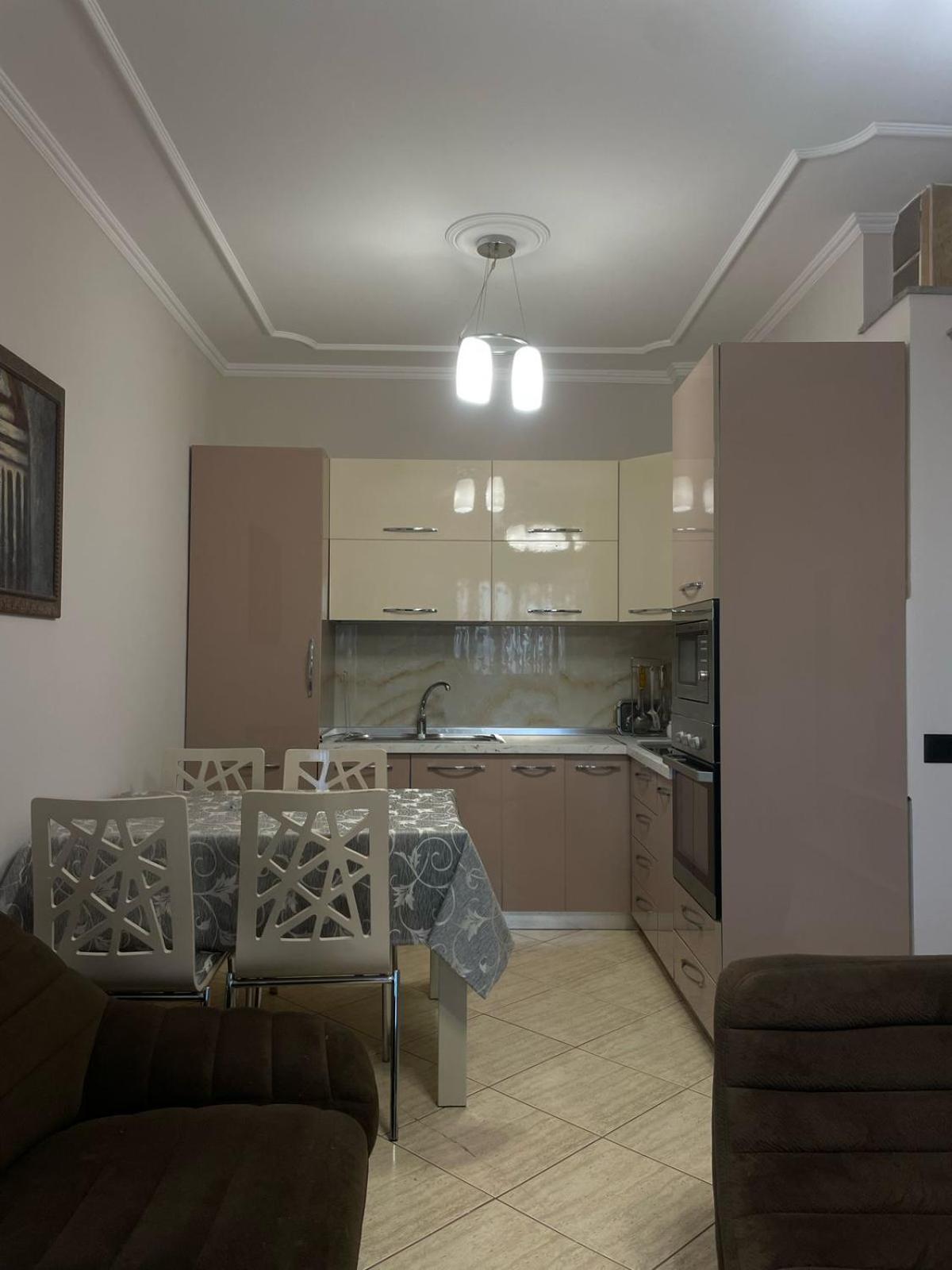 Hotel Kloest Дуррес Экстерьер фото