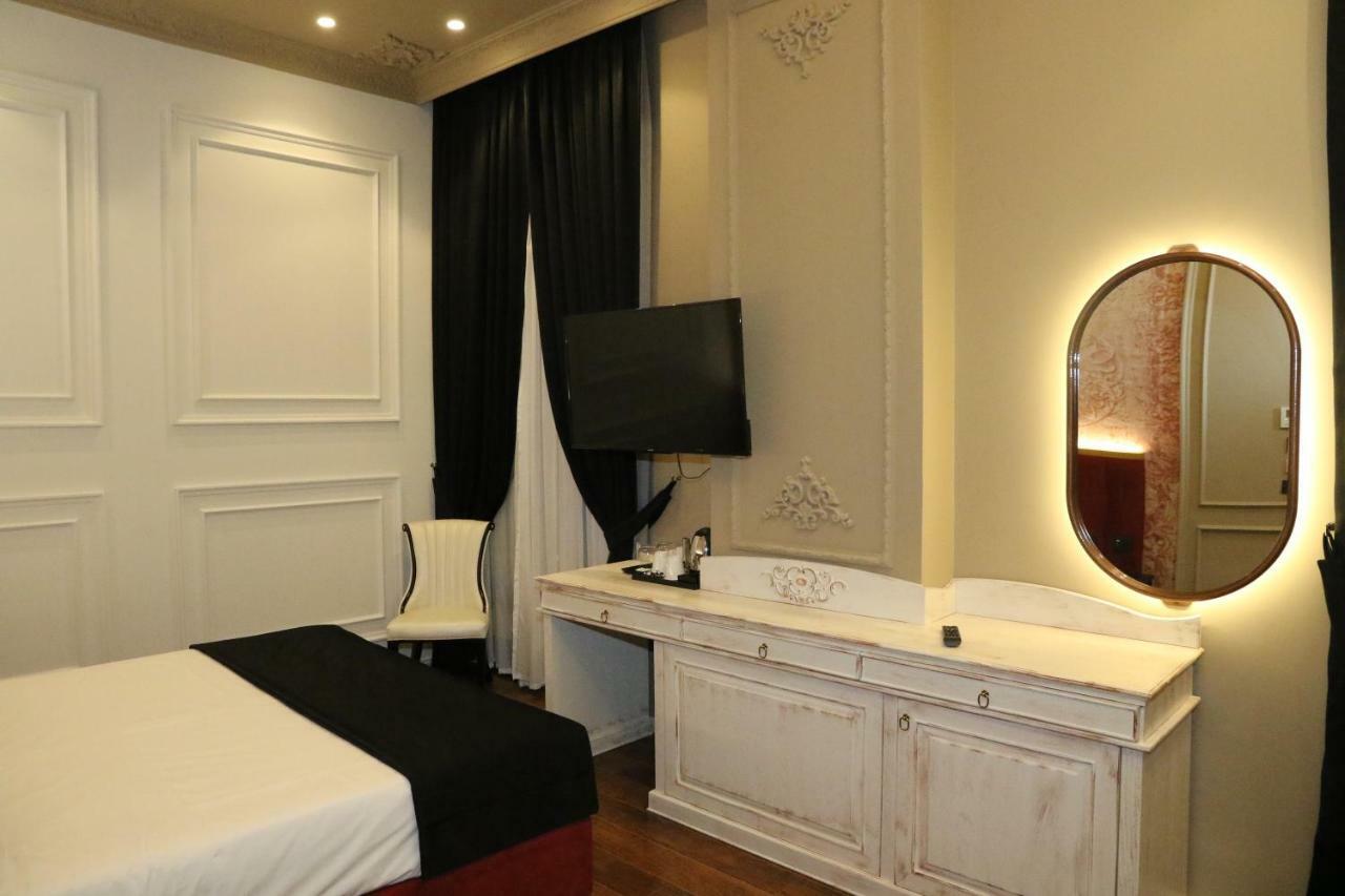 Hotel Kloest Дуррес Экстерьер фото