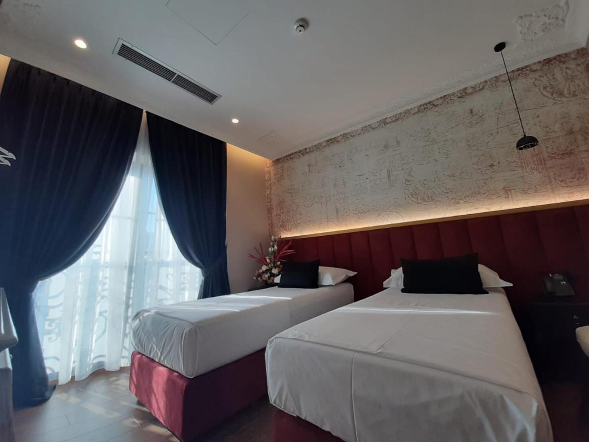Hotel Kloest Дуррес Экстерьер фото